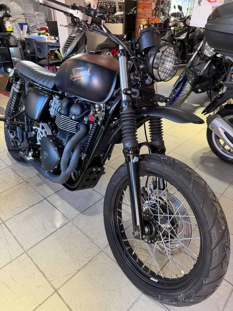 Triumph Scrambler (2006 - 17)