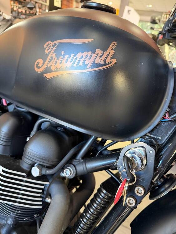 Triumph Scrambler (2006 - 17) (4)