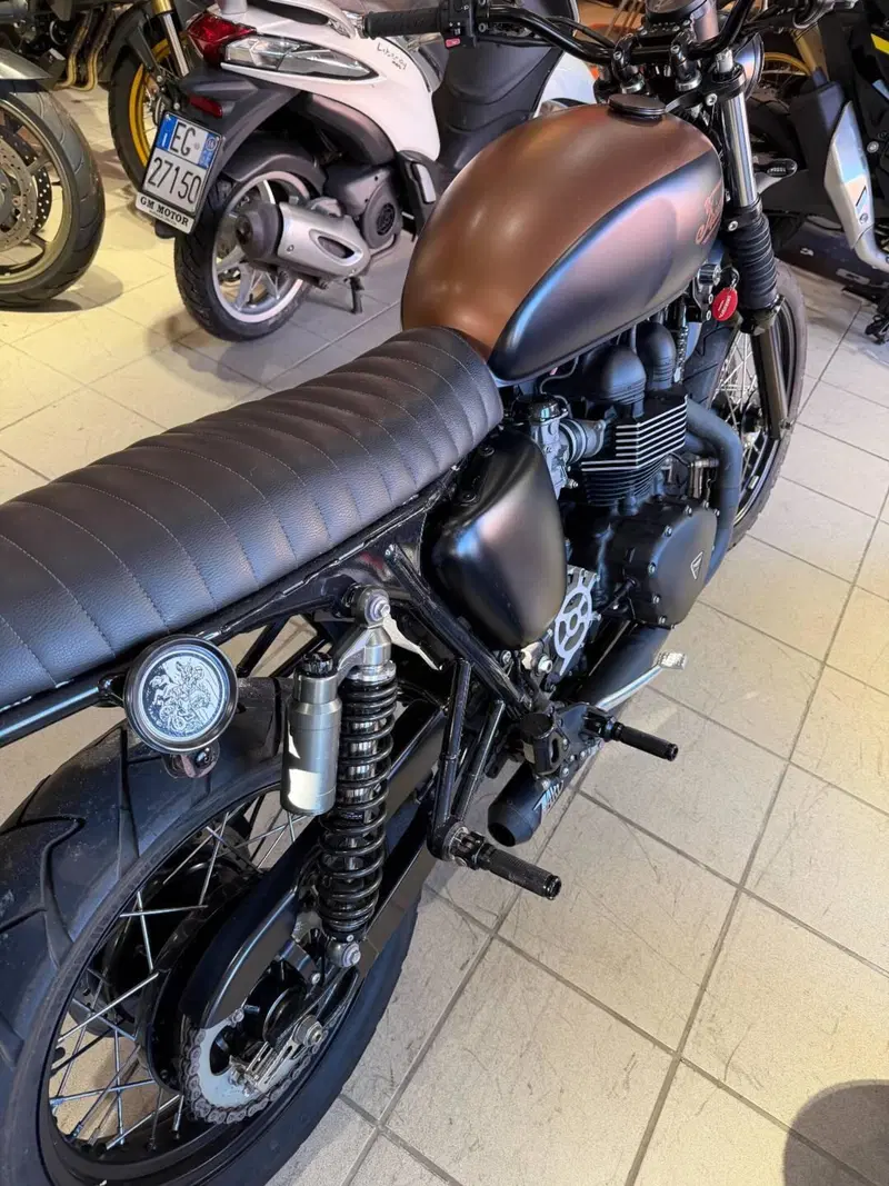 Triumph Scrambler (2006 - 17) (5)