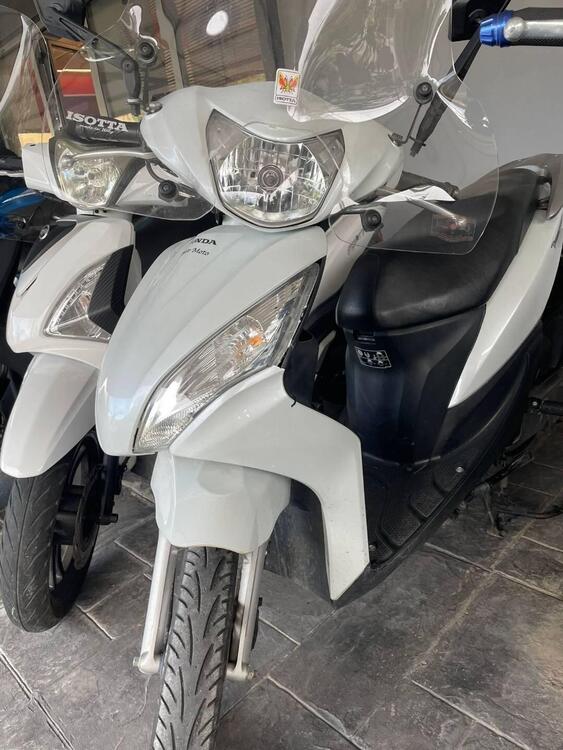 Honda Vision 50 (2011 - 17) (3)