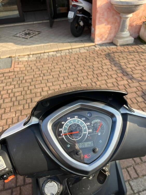 Kymco Agility 200i R16 + (2014 - 17) (3)