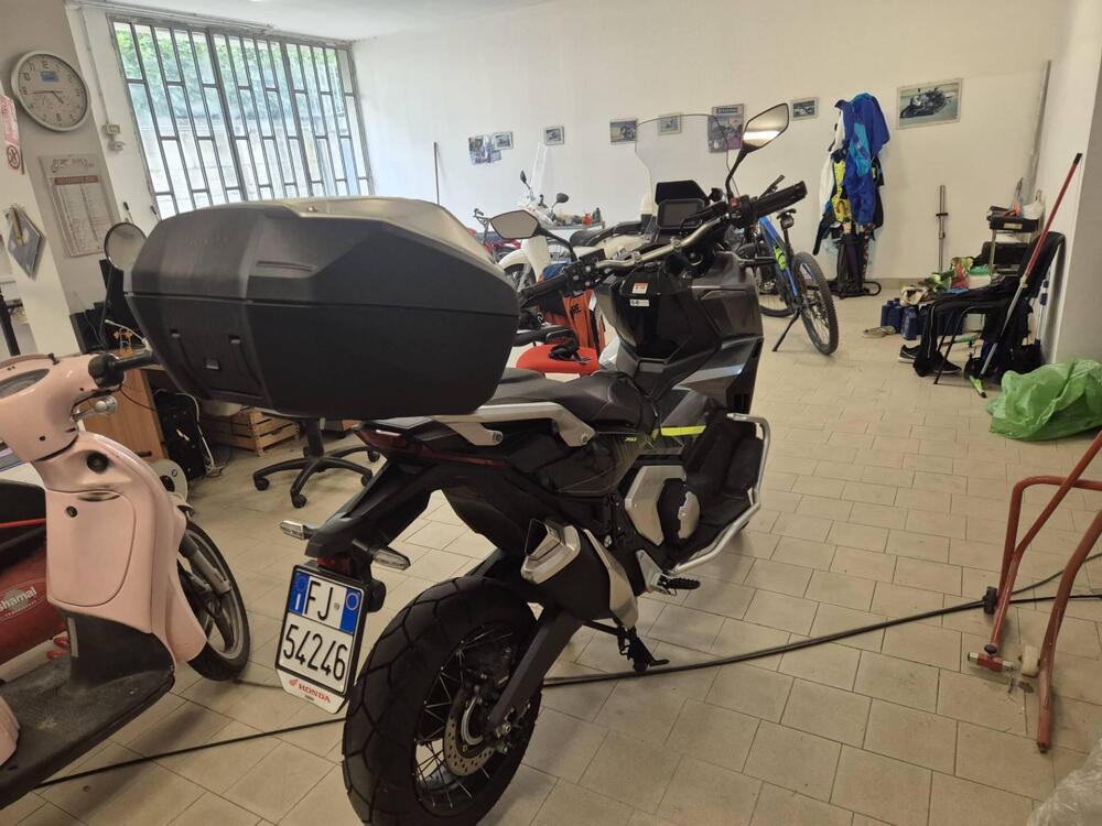 Honda X-ADV 750 DCT Adventure (2021 - 24) (2)