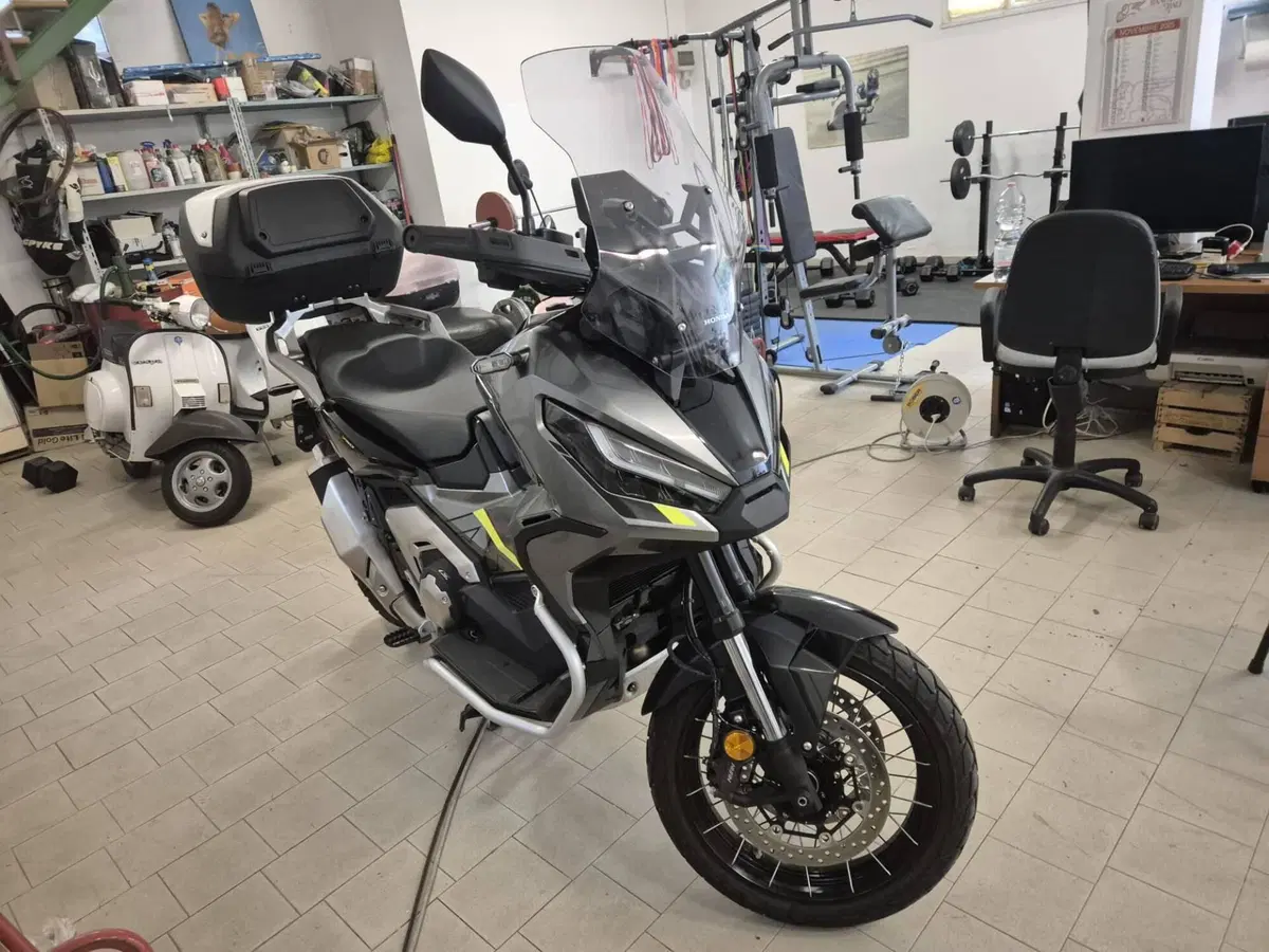 Honda X-ADV 750 DCT Adventure (2021 - 24)