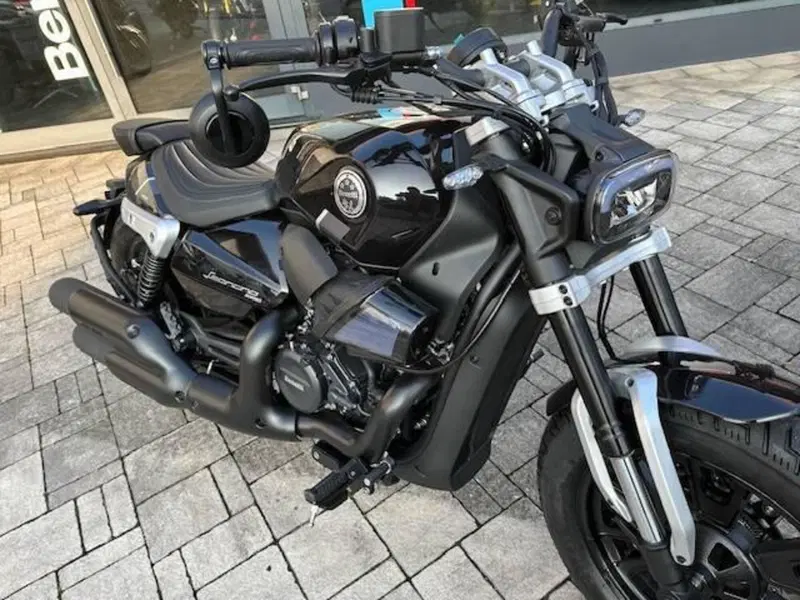 Benelli Leoncino 400 Bobber (2026) (2)