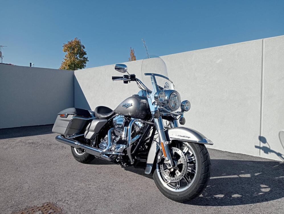 Harley-Davidson 1690 Road King (2013 - 16) - FLHR (3)