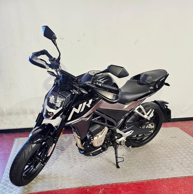 CFMOTO 300NK (2021 - 25) (2)