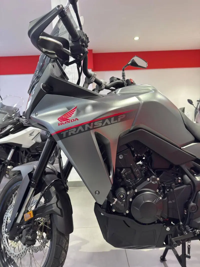 Honda Transalp XL750 Travel Edition (2023 - 24) (3)