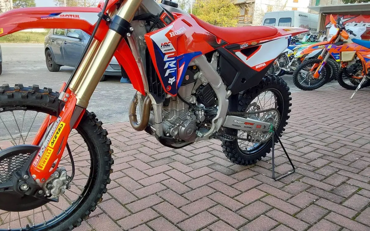 Honda CRF 450R (2025) (2)