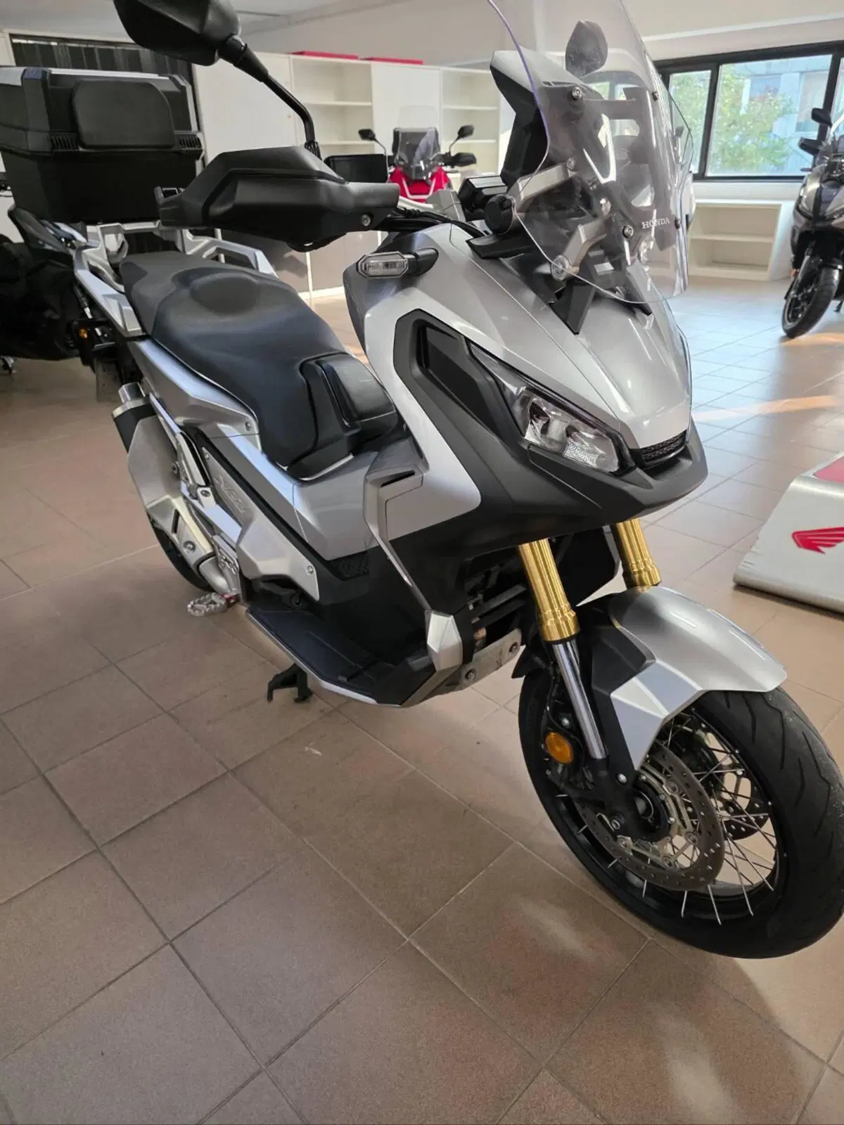 Honda X-ADV 750 (2017) (6)