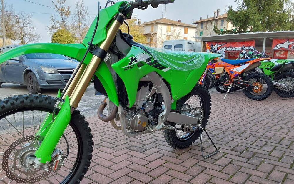 Kawasaki KX 450 (2025) (4)