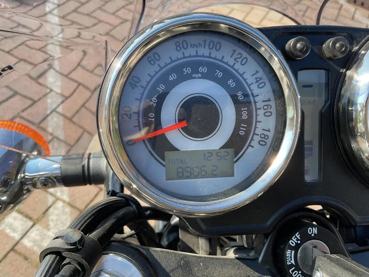 Benelli Imperiale 400 (2021 - 25) (10)