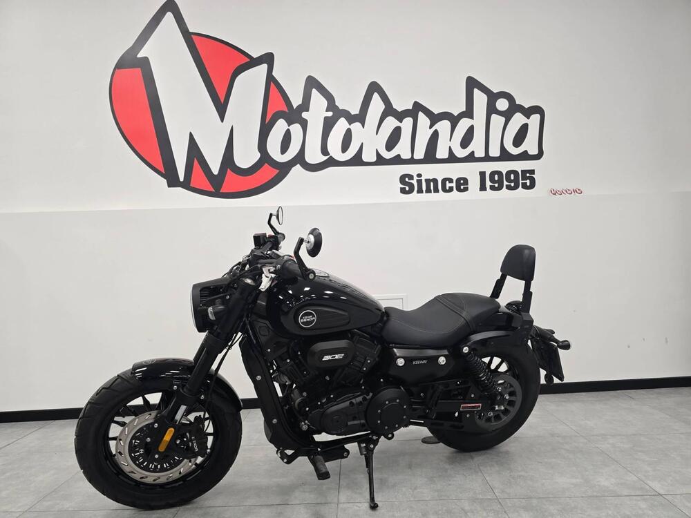 Keeway Motor V302 C (2022 - 25) (3)