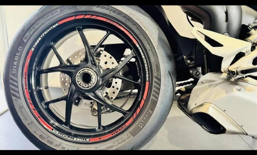 Ducati Streetfighter V4 1100 (2020) (5)