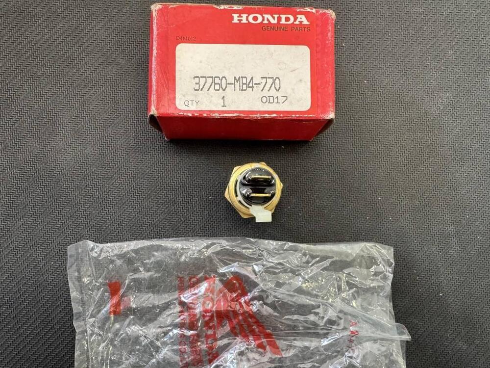 TERMOSTATO VF750C/700S/500C/1100S/1100C 1984/'85/' Honda (3)