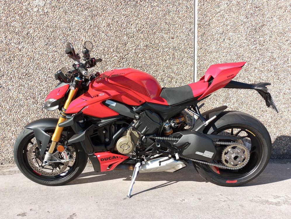 Ducati Streetfighter V4 S (2023 - 24) (2)