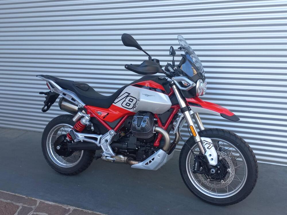 Moto Guzzi V85 TT (2024 - 25) (3)