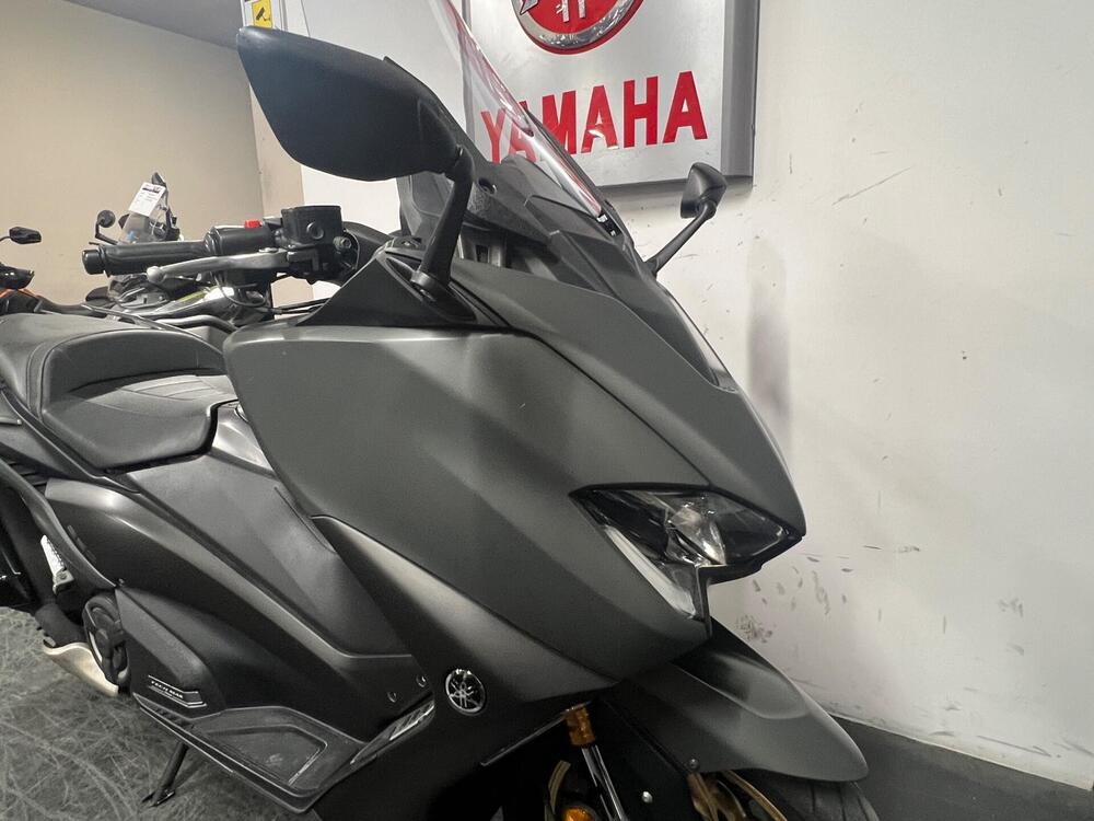Yamaha T-Max 560 Tech Max (2021) (2)