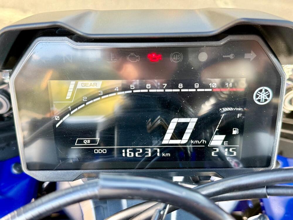 Yamaha YZF R7 (2021 - 25) (2)