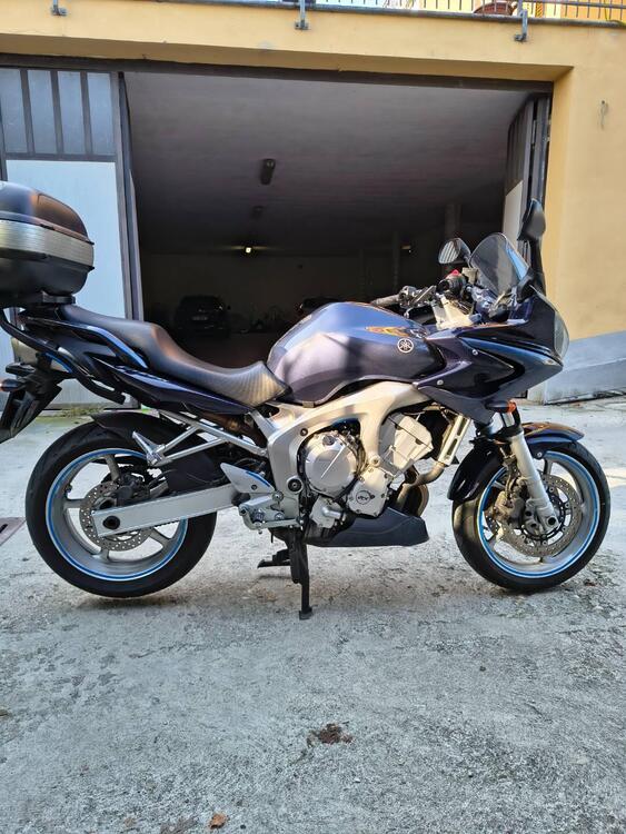 Yamaha FZ6 Fazer (2004 - 07) (2)