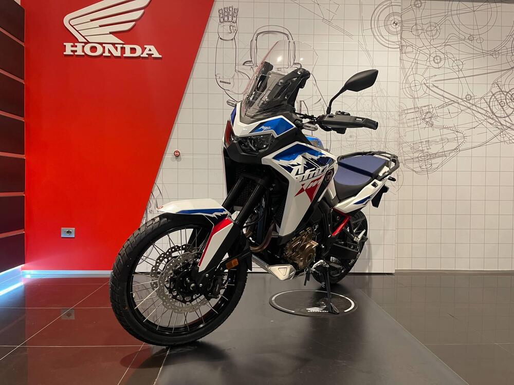 Honda Africa Twin CRF 1100L ES (2024 - 25) (3)