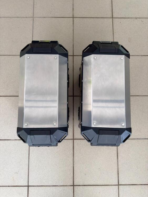 Borse laterali alluminio Mission 36 lt kappa