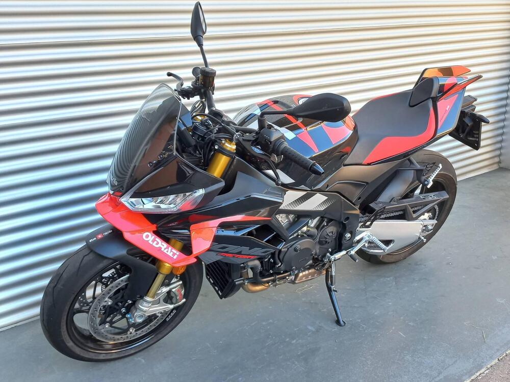 Aprilia Tuono V4 Factory (2025) (4)