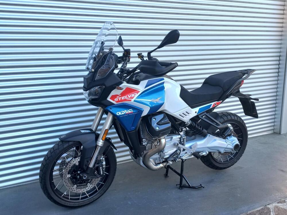 Moto Guzzi Stelvio Duecento Tributo (2025) (4)