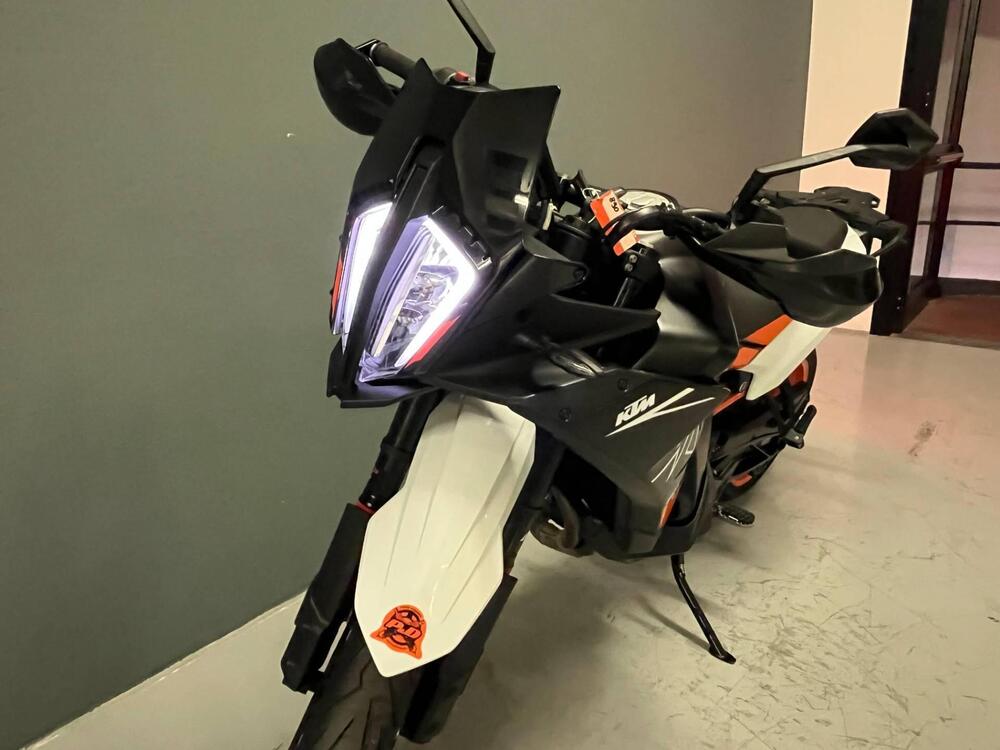 KTM 890 SMT (2023 - 26) (3)