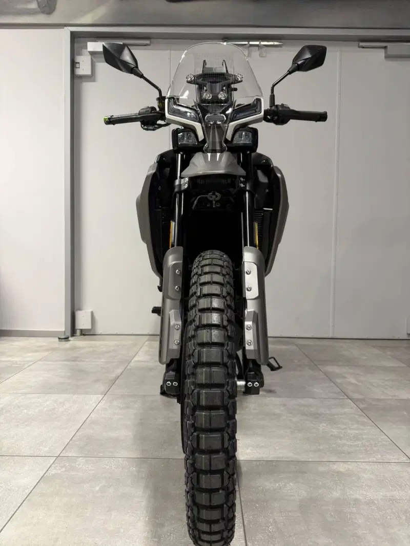 Moto Morini Allthrike 450 (2025 - 26) (4)