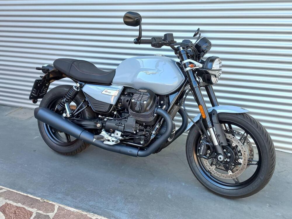 Moto Guzzi V7 Sport (2025) (3)