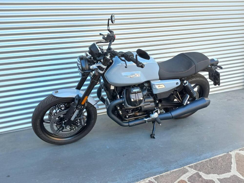 Moto Guzzi V7 Sport (2025) (4)