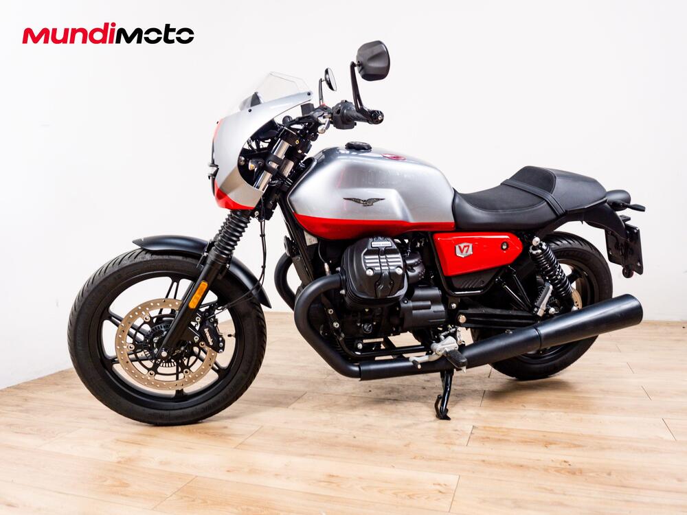 Moto Guzzi V7 Stone Corsa (2023 - 25) (5)