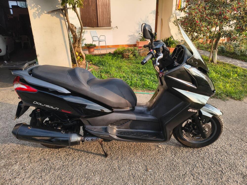 Kymco Downtown 300i (2009 - 17) (2)