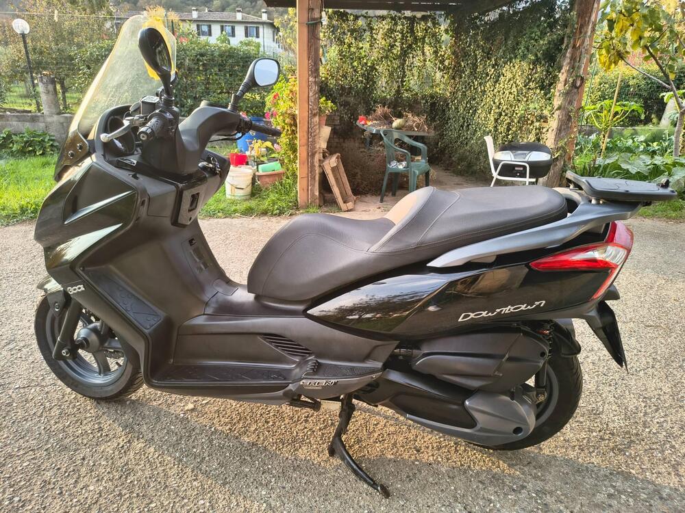 Kymco Downtown 300i (2009 - 17) (3)