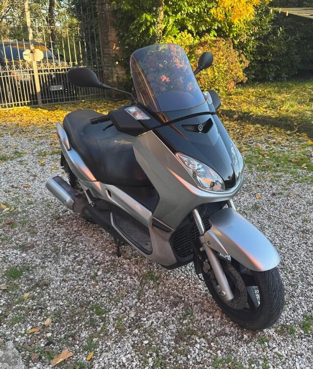 Yamaha XMax