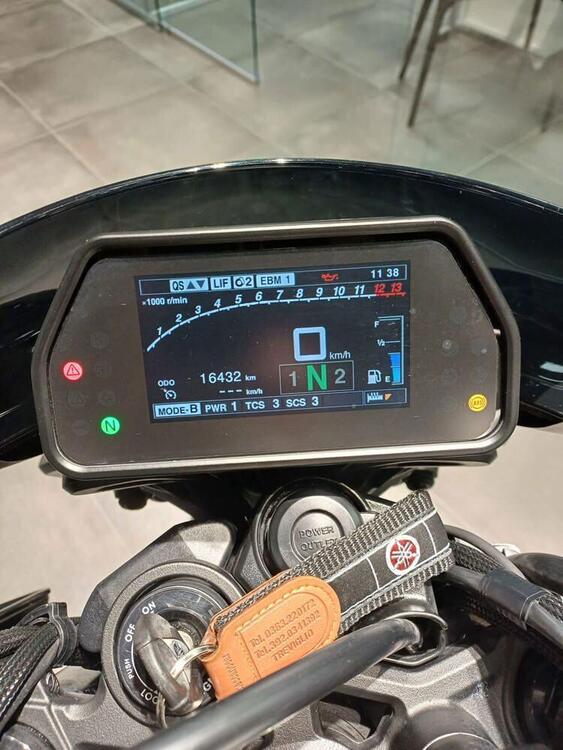Yamaha MT-10 (2022 - 25) (5)