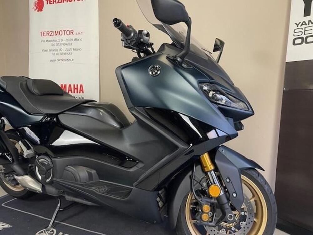 Yamaha T-Max 560 Tech Max (2022 - 24) (2)