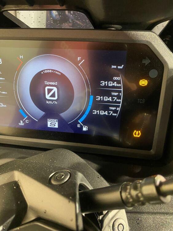 Yamaha T-Max 560 (2025) (3)