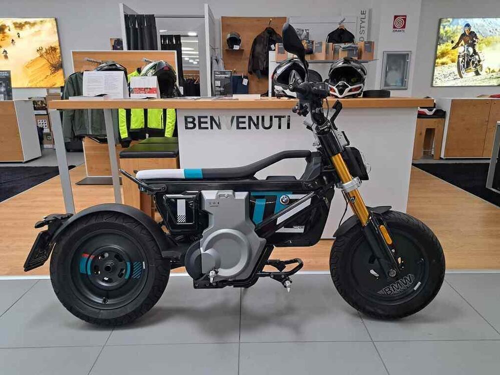 Bmw CE 02 AM (2024 - 25)