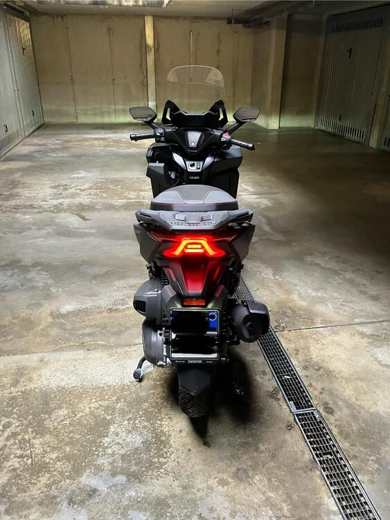 Honda Forza 350 (2025) (4)