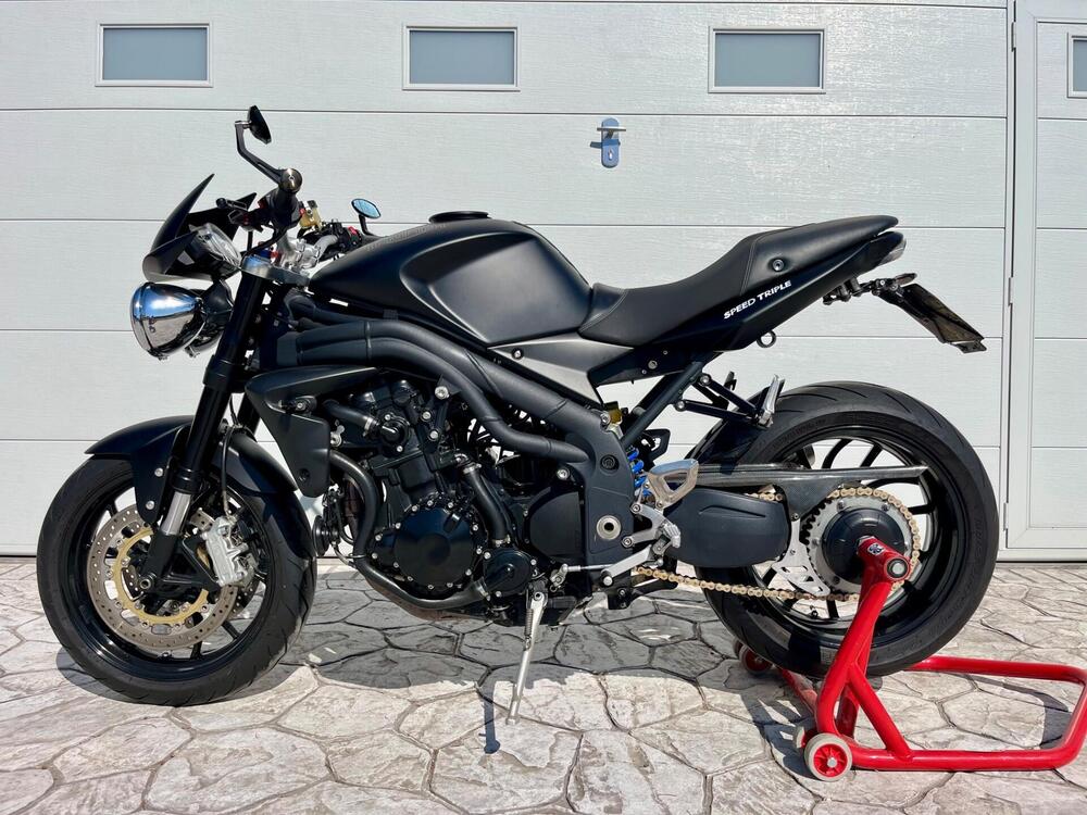 Triumph Speed Triple 1050 (2005 - 11)