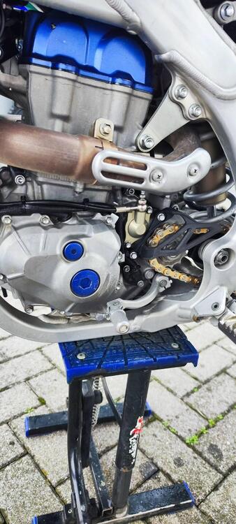 Yamaha YZ 450 F (2024) (5)