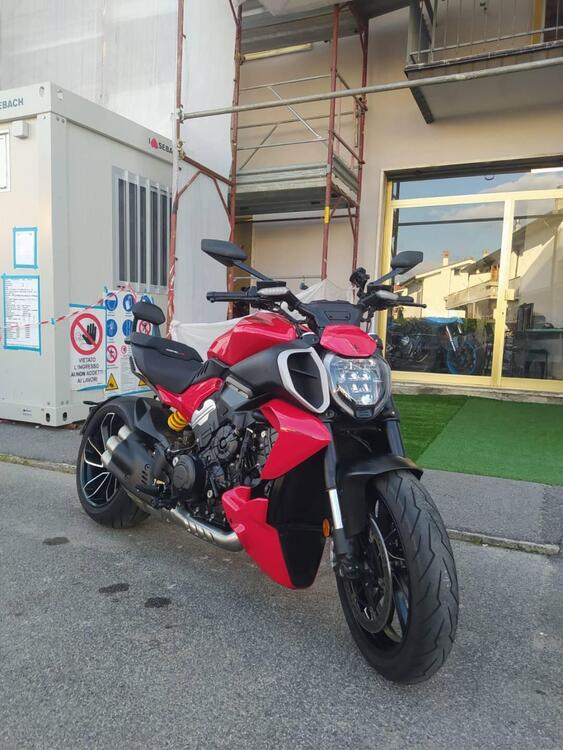 Ducati Diavel V4 (2023 - 25) (2)