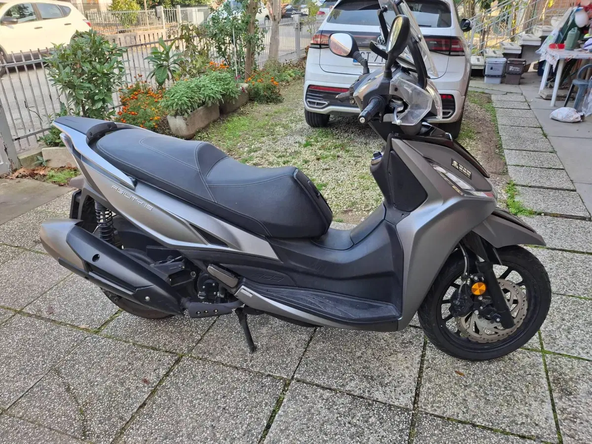 Kymco Agility 300i Noodoe (2021 - 24) (7)