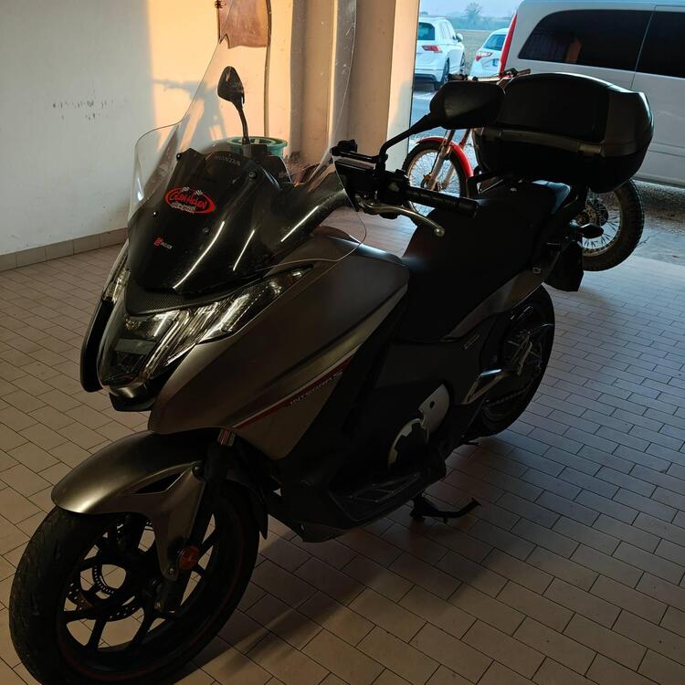 Honda Integra 750 DCT (2016 - 17) (3)