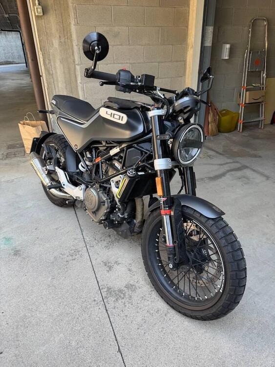 Husqvarna Svartpilen 401 (2021 - 23)