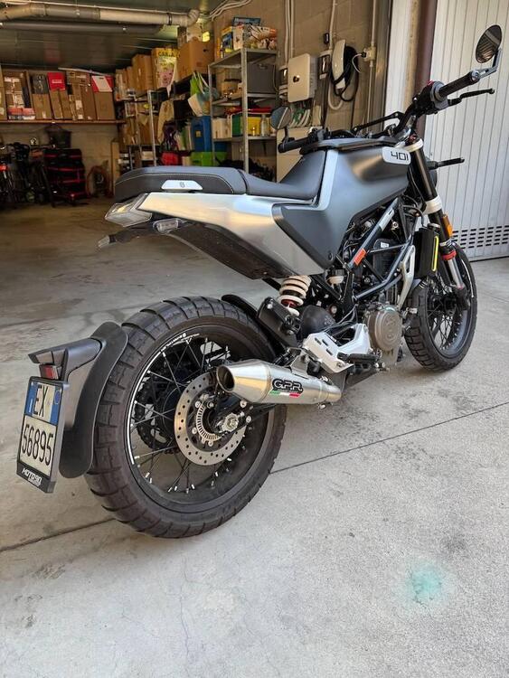 Husqvarna Svartpilen 401 (2021 - 23) (2)