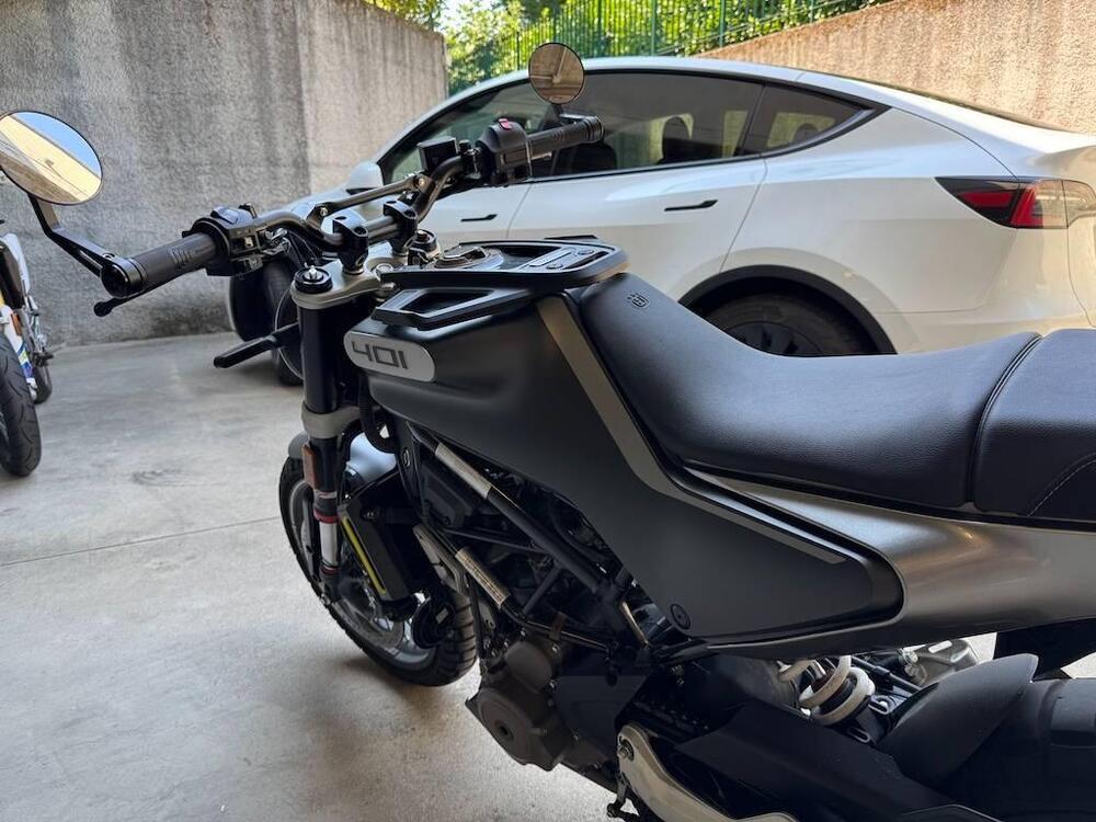 Husqvarna Svartpilen 401 (2021 - 23) (5)