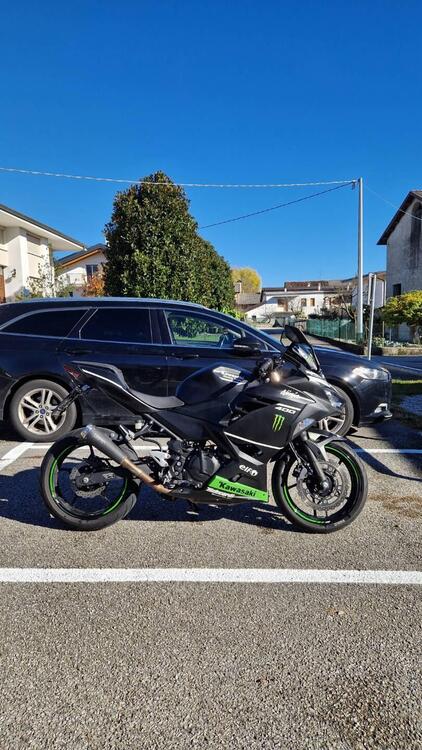 Kawasaki Ninja 400 KRT (2018)