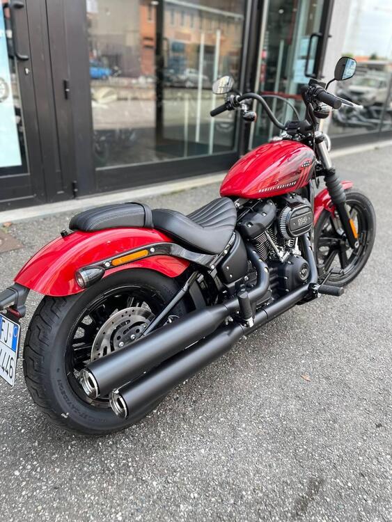 Harley-Davidson Street Bob 114 (2021 - 24) (2)